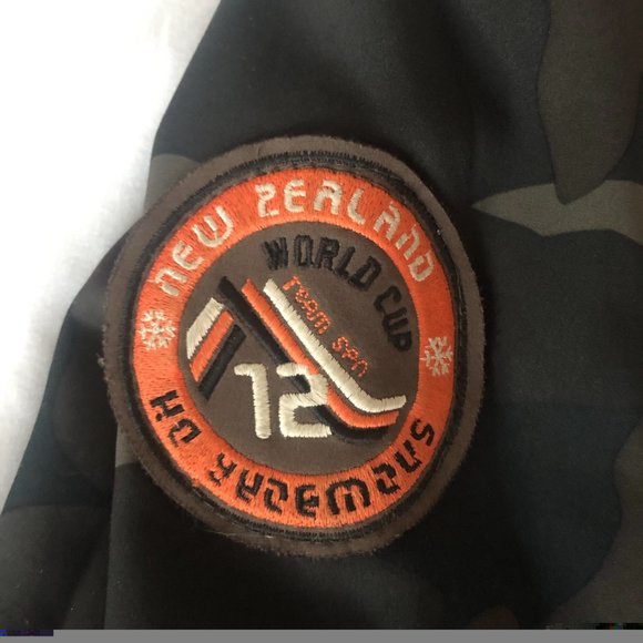 Boys Hooded Camo Jacket Size 9/10 - Picture 2 of 4